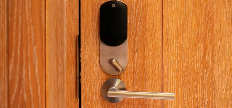 Automatic Locking Door Knob French Valley